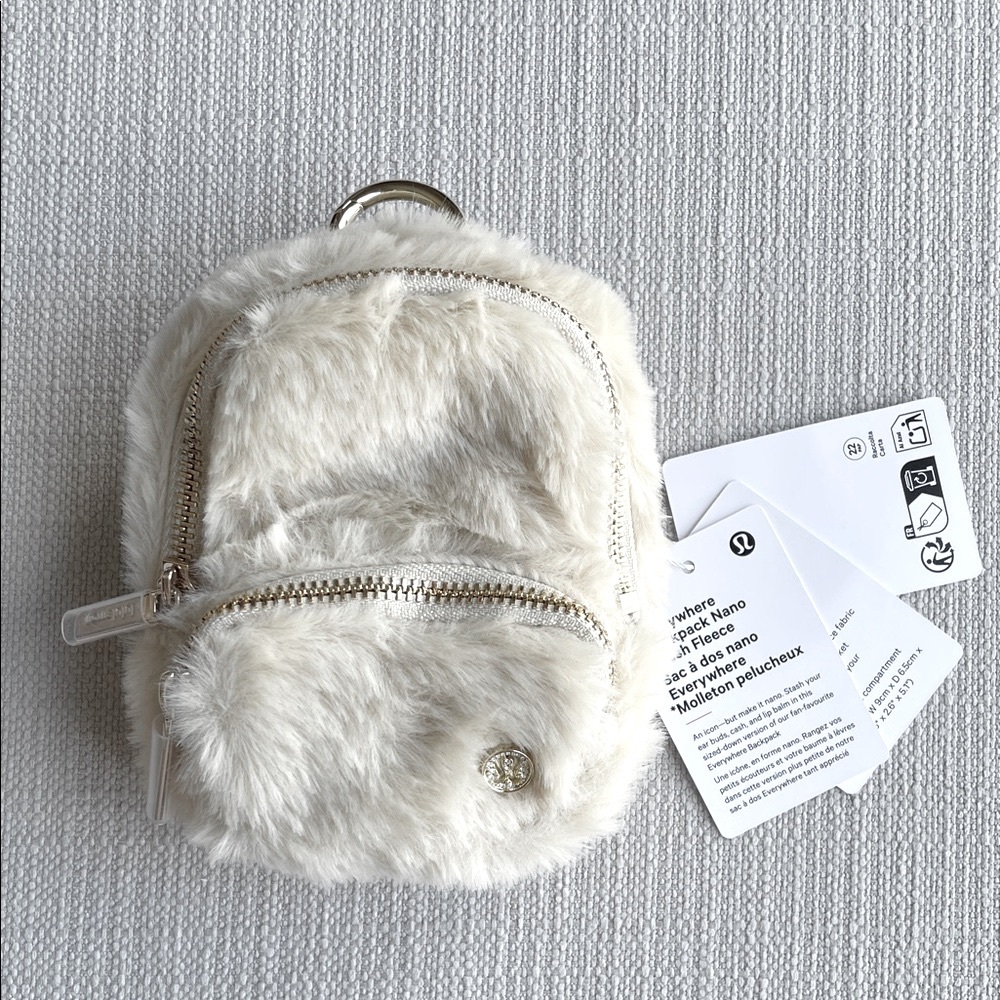 NWT Lululemon everywhere backpack NANO plush fleece